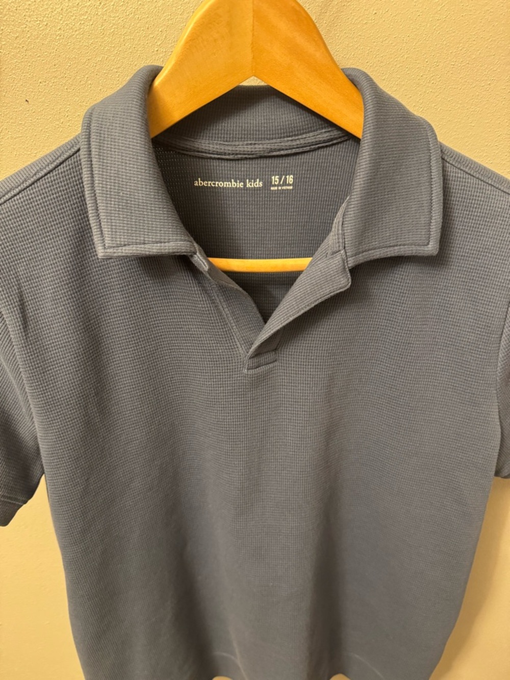 abercrombie kids polo shirt 15/16